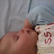 de ontwikkeling van je baby in maand 4