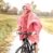 Door regen en wind: fietsen met dat kind
