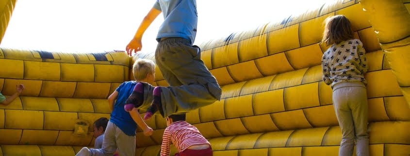 Zaken voor je kindje alvast goed regelen de verzekeringen