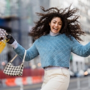 De reden dat steeds meer vrouwen kiezen voor een mom bag