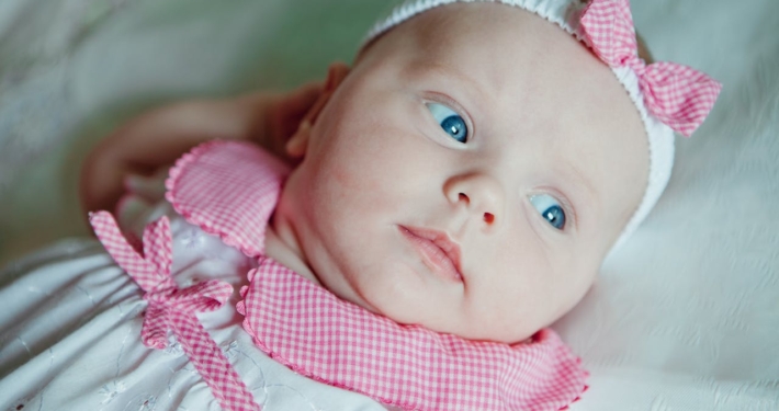 Baby 6 maanden Zo stel je een voedzaam en flexibel eetschema op volgens de nieuwste adviezen