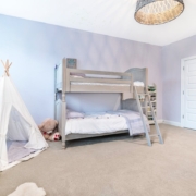 Waarom Frisse Lucht in de Slaapkamer Zo Belangrijk Is