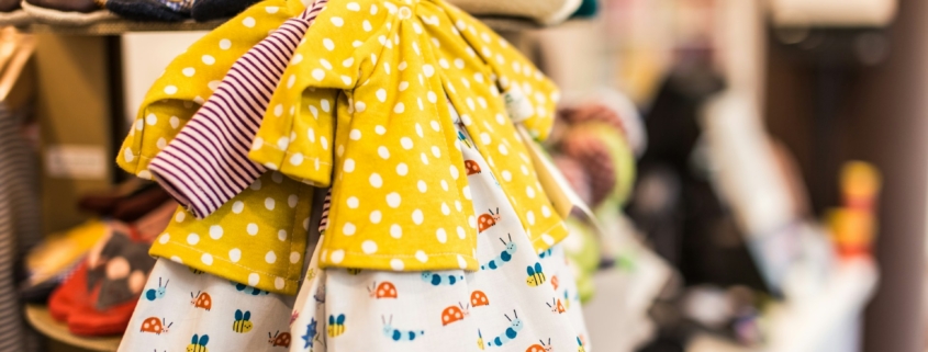 Waar je op moet letten bij het samenstellen van je allereerste babygarderobe
